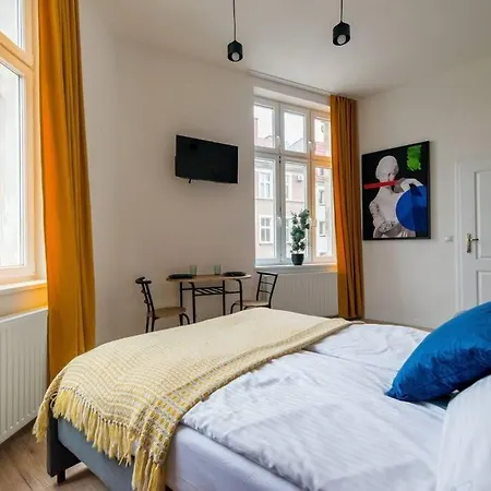Cozy, Small Studio.great Location / Mala Kawalerka Apartman