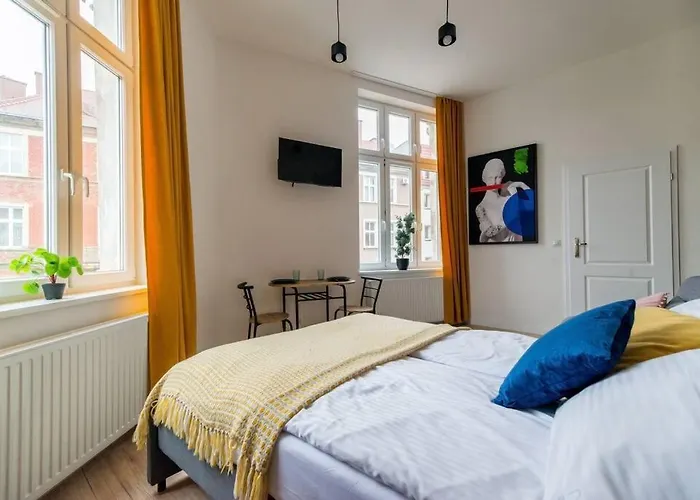 Cozy, Small Studio.great Location / Mala Kawalerka Lägenhet